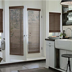 Деревянные жалюзи для сантехнического шкафа Деревянные жалюзи для сантехнического шкафа цена. Купить в «Мастерская Жалюзи»