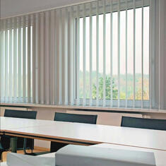 Тканевые вертикальные жалюзи для кабинета цена. Купить в «Мастерская Жалюзи»